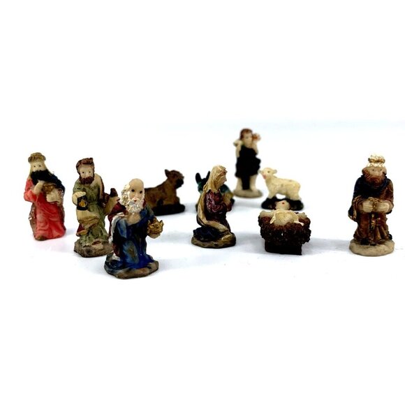 Vintage Miniature Nativity Scene 10 Piece 1.25" Resin Jesus Kings Shepard - Picture 1 of 4